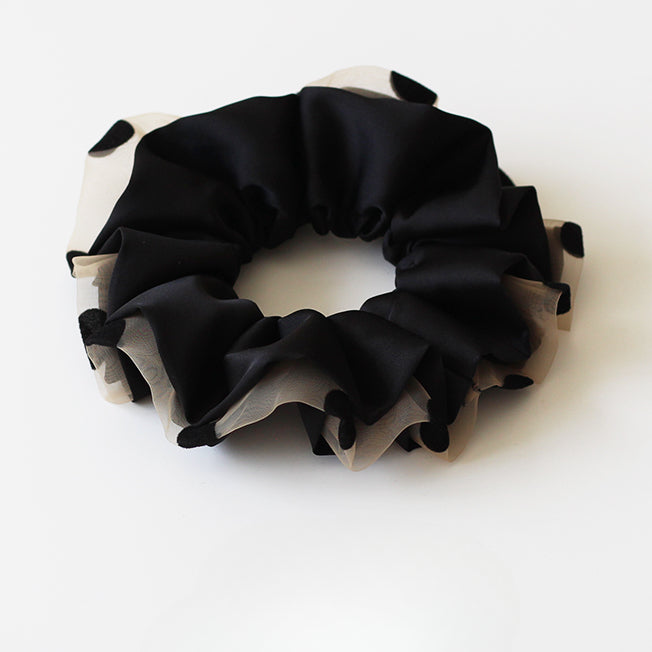 Textured Black Crinkle Hair Tie, High-Elasticity And Durable Hair Accessory.