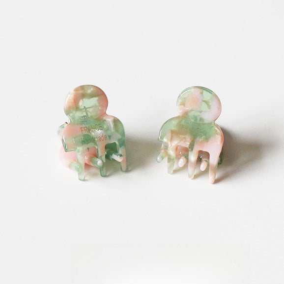 Small Claw Clip, Trendy and Elegant Acrylic Hair Accessory (1.7cm)