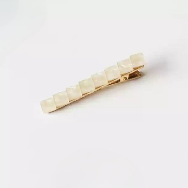 Minimalist Small Square Hair Clips - 2024 Trendy Side Clips for Women, Premium Bang Clips and Forehead Hair Accessories