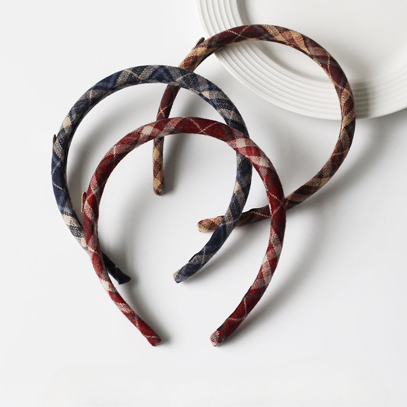 Heart Stripe Headband, High-End Hair Accessory For Various Occasions.