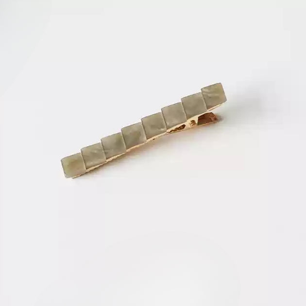 Minimalist Small Square Hair Clips - 2024 Trendy Side Clips for Women, Premium Bang Clips and Forehead Hair Accessories