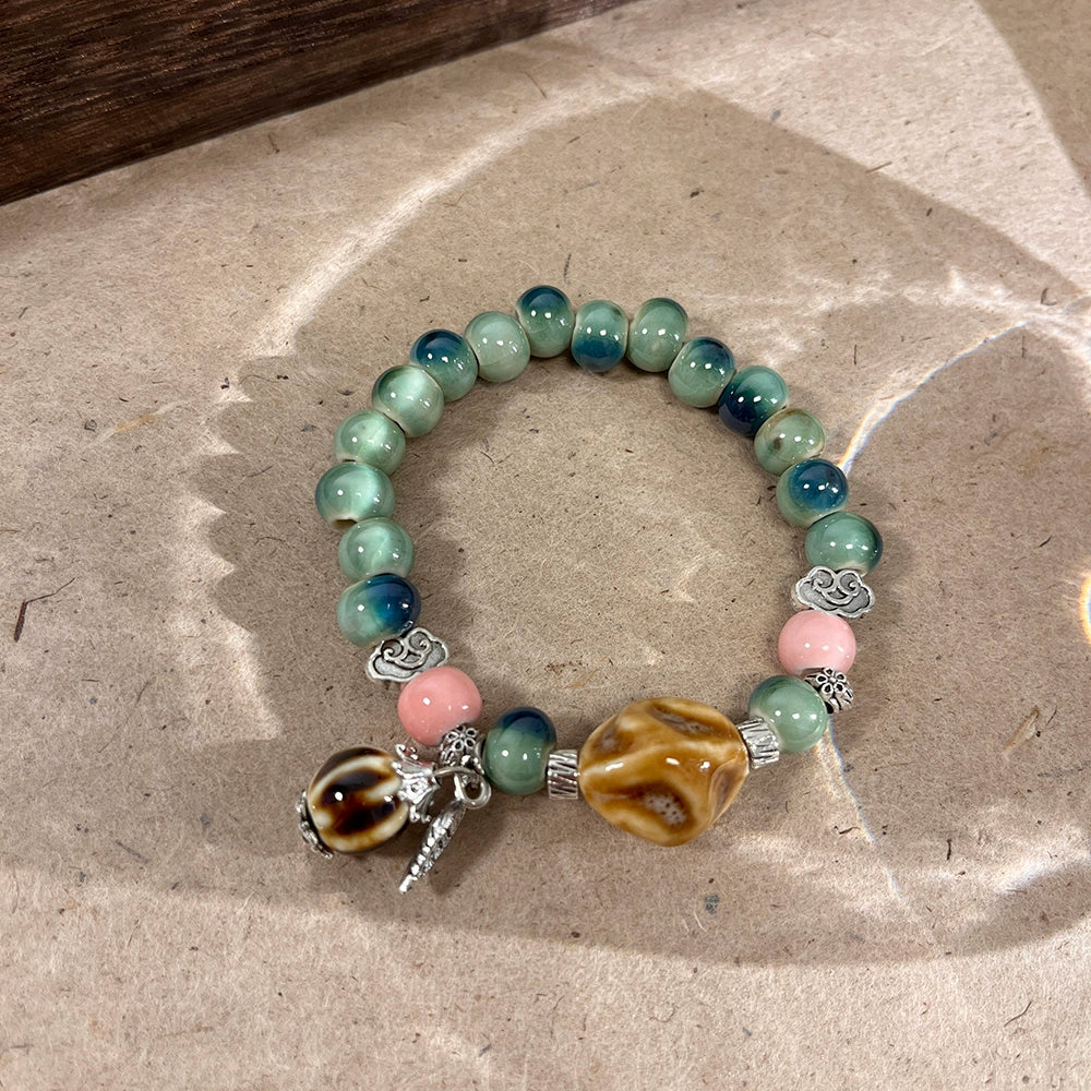Retro Ethnic-style Porcelain Butterfly Bracelet for Women - A New Chinese-style, Unique, and Exquisite Multicolored Beaded Accessory