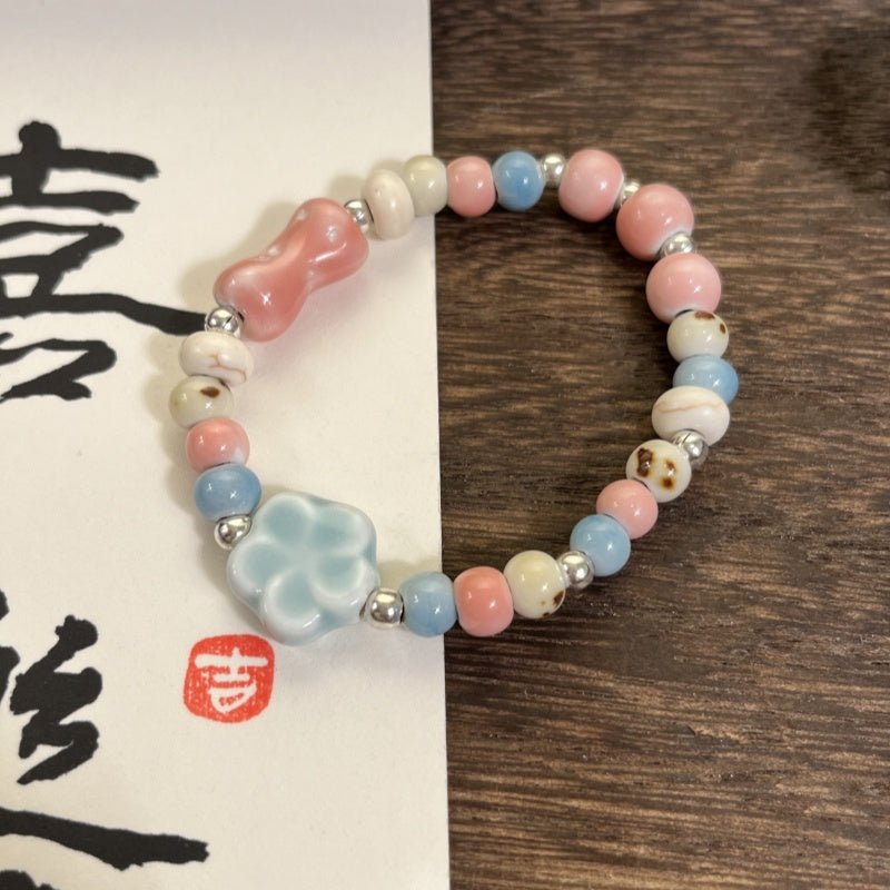 Retro Floral White Bead Porcelain Bracelet for Women - A Trendy, Unique, and Versatile Couple's Accessory.