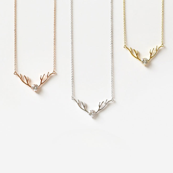Elegant Antler Necklace - Crystal Rhinestone Alloy Pendant Collarbone Chain for Women