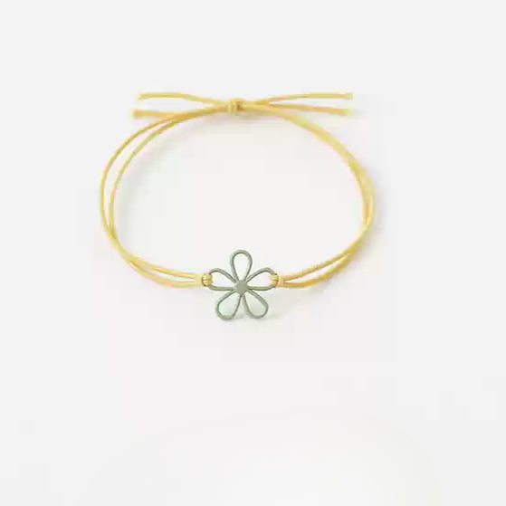 Fresh and Elegant Hair Ties for Women - Korean Trendy Hollow Flower Minimalist Hair Loops and Ponytail Elastic Bands