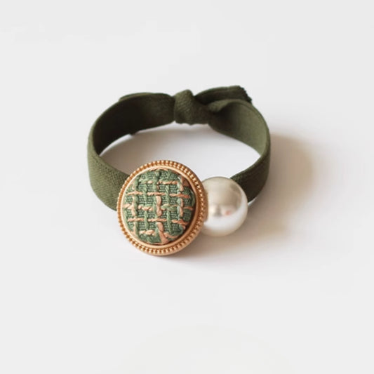 Retro Button Hair Ties for Women - Chanel Style Knitted Hair Loops, Elegant Elastic Bands with Pearls for High Ponytails