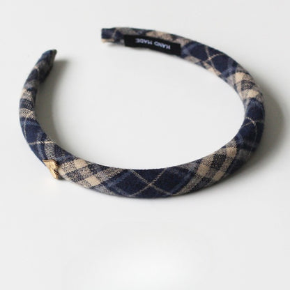 Heart Stripe Headband, High-End Hair Accessory For Various Occasions.