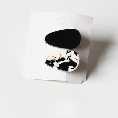 Set Of Two Hair Clips, Trendy And Stylish For Women To Style Hair