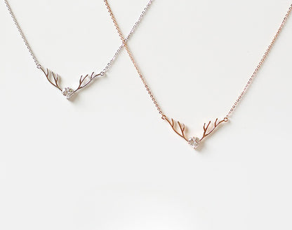 Elegant Antler Necklace - Crystal Rhinestone Alloy Pendant Collarbone Chain for Women