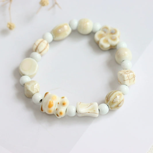 Ethnic Maneki-Neko Bracelet - Ceramic Fortune Jewelry
