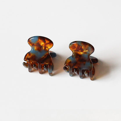 Small Claw Clip, Trendy and Elegant Acrylic Hair Accessory (1.7cm)