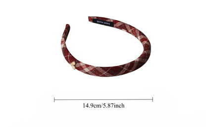 Heart Stripe Headband, High-End Hair Accessory For Various Occasions.