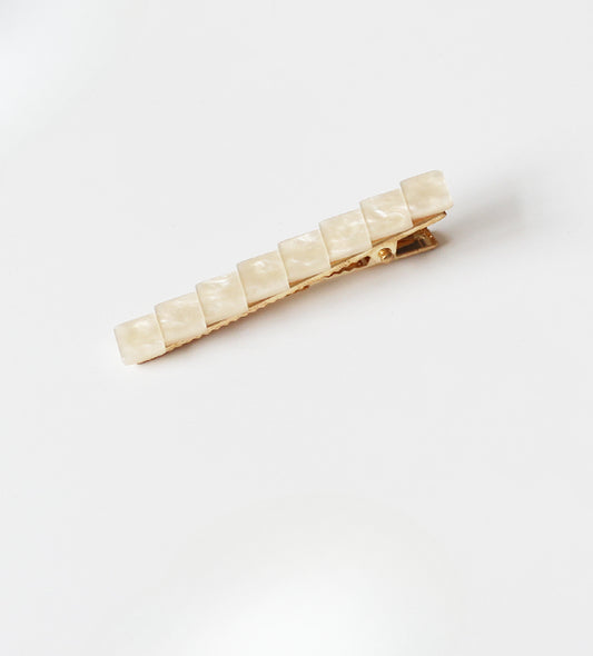 Minimalist Small Square Hair Clips - 2024 Trendy Side Clips for Women, Premium Bang Clips and Forehead Hair Accessories