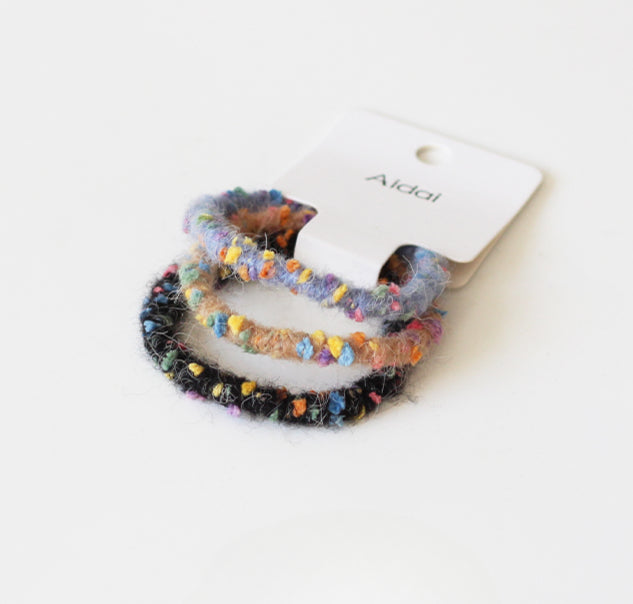 3-Pack Plush Hair Ties - Trendy Elegant Hair Accessory, Elastic Bands for Women's Hair Ties and Holders